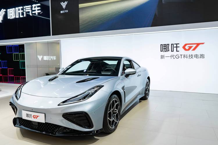 惠州龙门县悦振特企业管理咨询哪吒汽车在智能汽车领域的表现，领途汽车在新能源汽车市场中的影响力